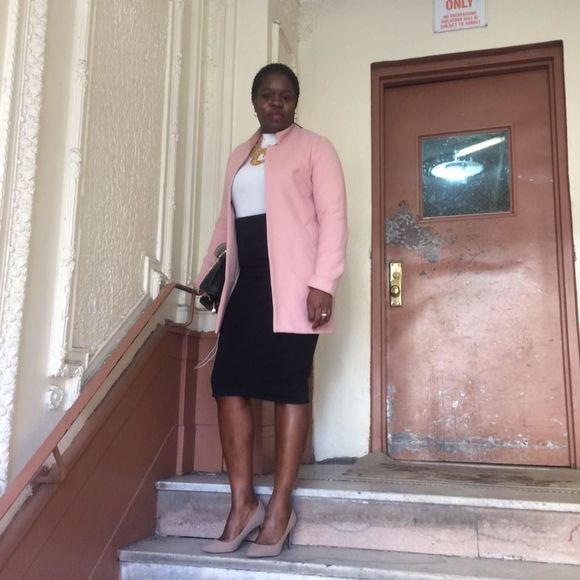 Meet your Posher, Alice - Picture 1 of 1